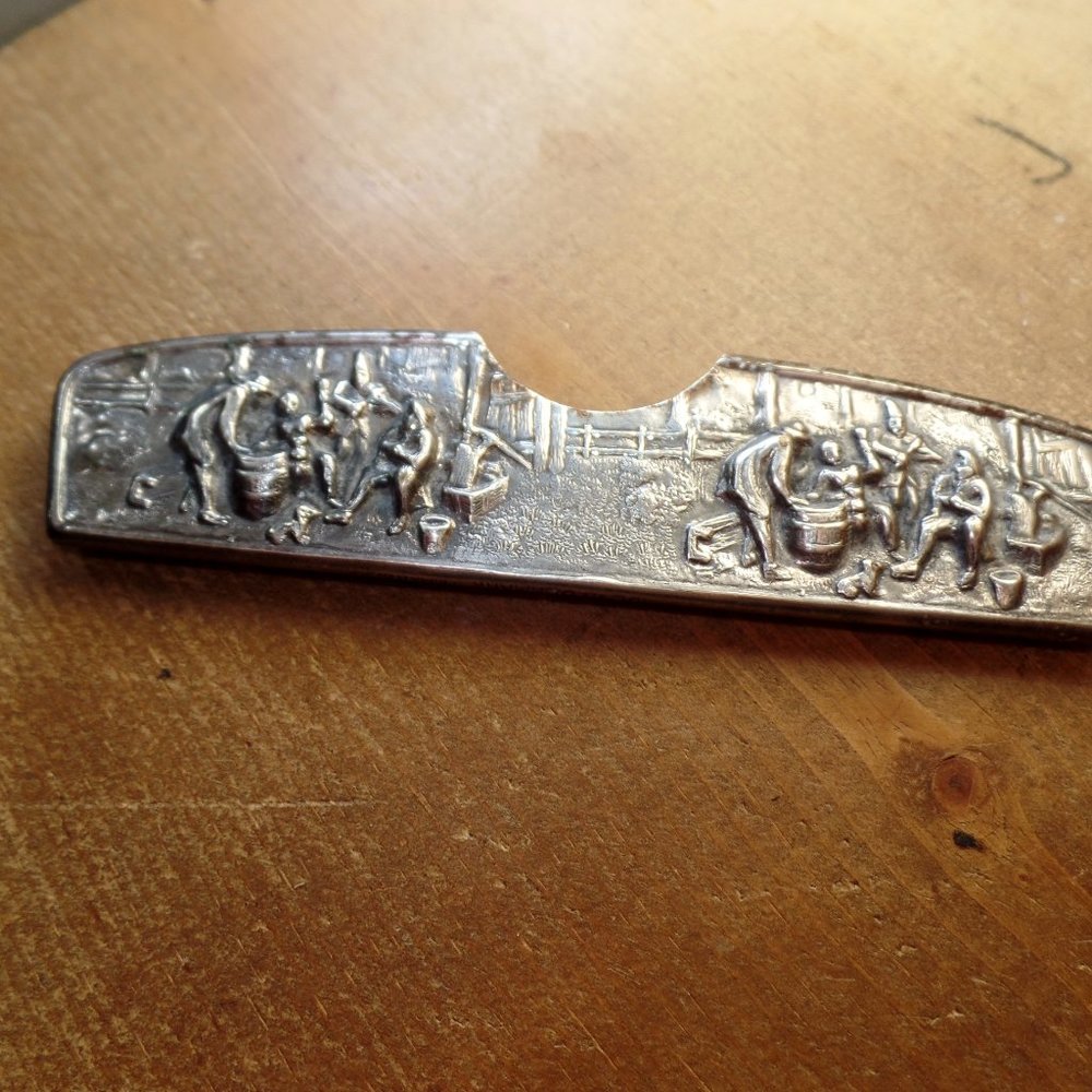 Vintage Repousse Comb and Holder Silver Plate Tavern Scene Denmark - Picture 10 of 12